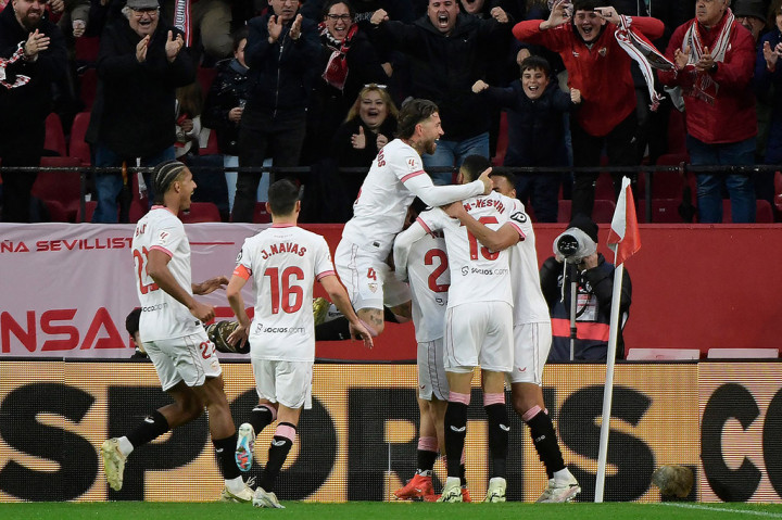 Sevilla Tekuk Atletico Madrid 1-0 Lewat Sundulan Romero