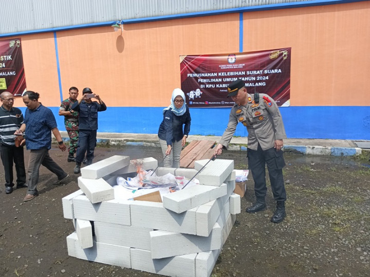 3.587 Surat Suara Rusak di Kabupaten Malang Dimusnahkan