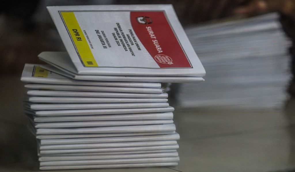 Hindari Ada Kerusakan, KPU Minta Pemilih Buka Surat Suara Sebelum Masuk Bilik