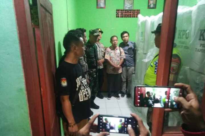 Bawaslu Situbondo Pindahkan Logistik Pemilu dari Rumah Warga ke Kantor Desa