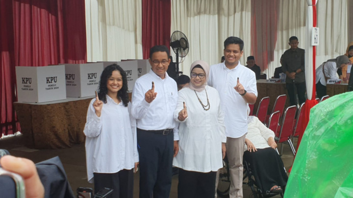Anies Butuh Waktu 19 Menit di TPS
