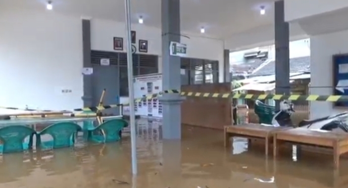 TPS di Tangsel Banjir, Pemungutan Suara Ditunda