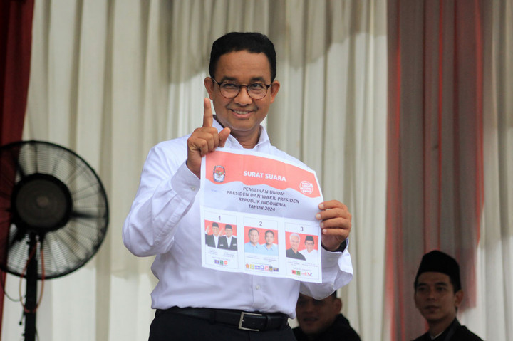 Anies: Terima Kasih Petugas KPPS yang Telah Bekerja Keras