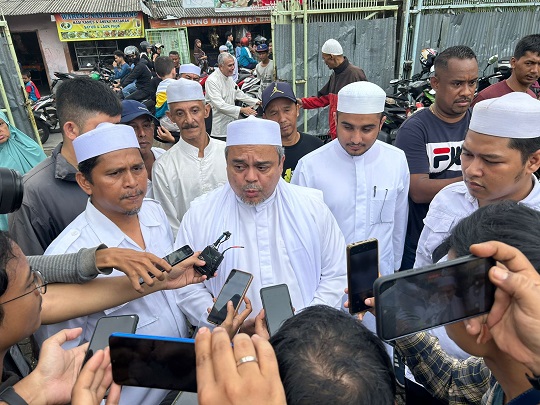 Nonton Dirty Vote, Rizieq Shihab Miris dengan Fakta yang Disampaikan