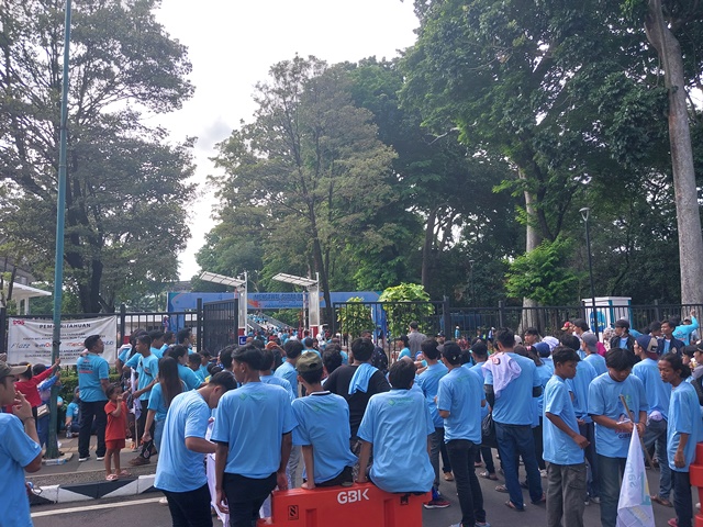 Ratusan Pendukung Prabowo-Gibran Padati Istora Senayan