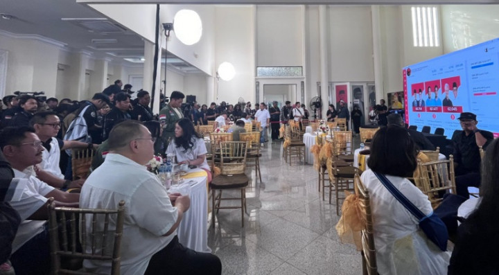 Ganjar-Mahfud Melipir ke Pos Pemenangan, Sandiaga juga Sudah Tiba