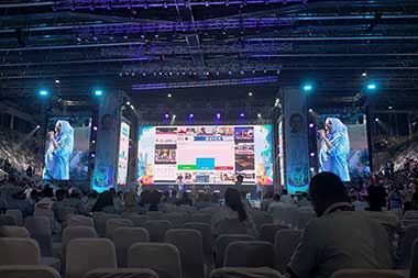 Blue Squad PAN yang Berisi Para Artis Meriahkan Acara Prabowo-Gibran di Istora Senayan