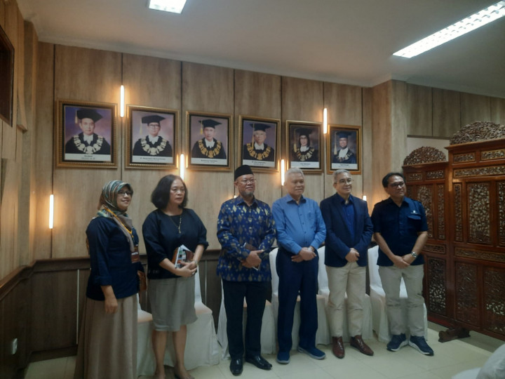 UT Kucurkan Rp37,1 Miliar untuk Genjot Penelitian dan PkM Dosen