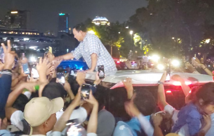 Prabowo-Gibran Leads Ahead in Indonesia Exit Polls: Poltracking