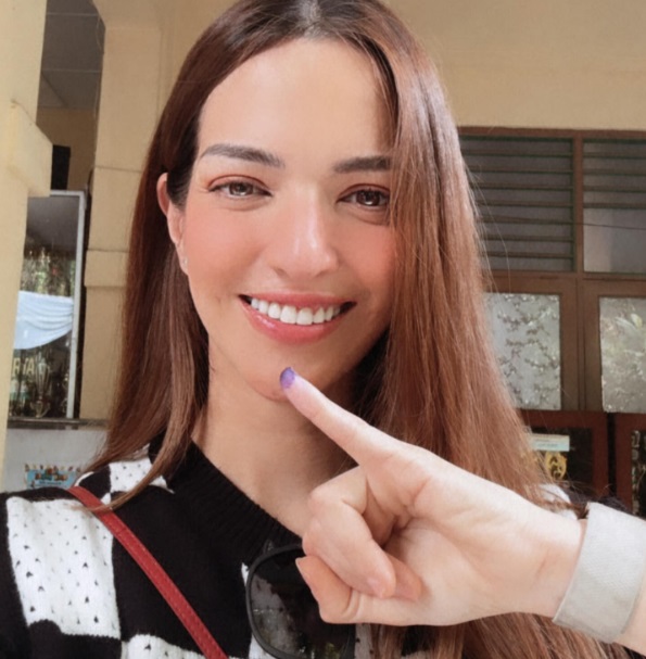 Top Berita Gaya: 5 Outfit Artis ke TPS hingga Menyikapi Capres yang Kalah