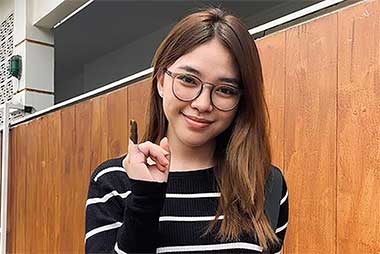 Deretan Penyanyi Rossa hingga Grup The Overtunes Bagikan Momen Bukti Nyoblos Pemilu 2024