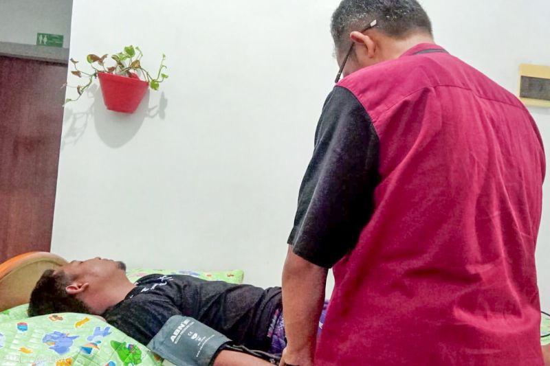 10 Pengawas TPS di Situbondo Jatuh Sakit Akibat Kelelahan Bertugas