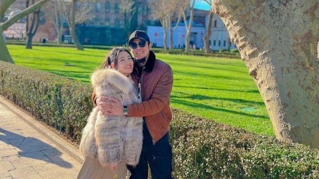 Pernah Keguguran, Via Vallen Umumkan Hamil Lagi