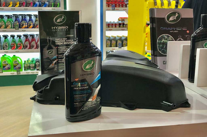 Sulit Bikin Trim Plastik Eksterior 'Selalu Baru'? Cobain Nih Solusi Laris Chandra!