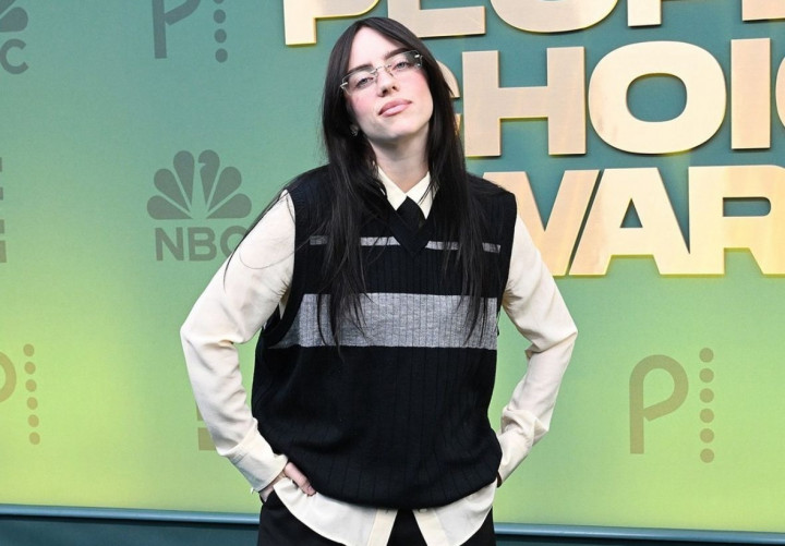 Billie Eilish Kaget Menang di People's Choice Awards 2024