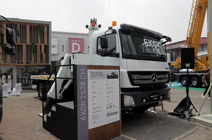 Daimler Bikin Pabrik di Cikarang, Buat Bus & Truk