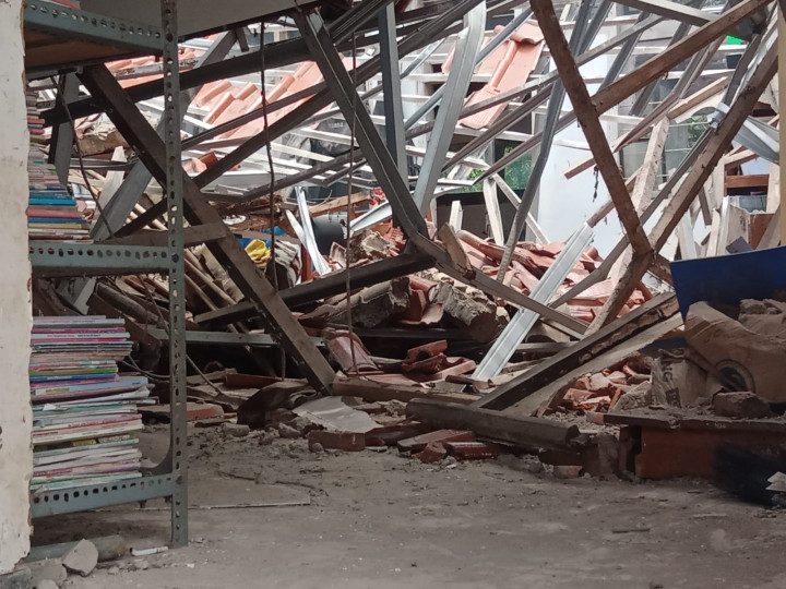 Bangunan SD di Majalengka Ambruk, 3 Orang Dilarikan ke RS