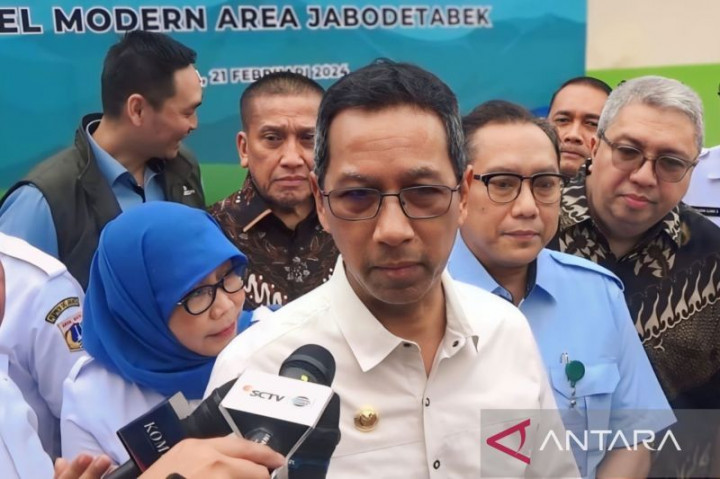 Atasi Kelangkaan, Pemprov DKI Distribusikan 15 Juta Kg Beras ke Ritel Modern