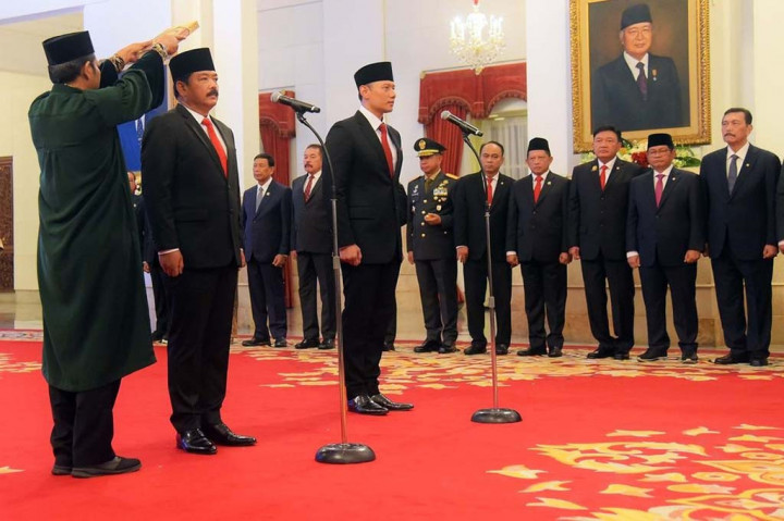 Kenalan dengan Dua Menteri Baru Kabinet Indonesia Maju, Hadi dan AHY Yuk!