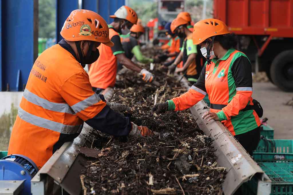 Mengolah Sampah APK Menjadi Pupuk Kompos dan Bahan Bakar Alternatif