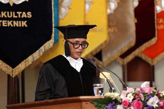 Teliti Gunung Api, Prof. Agung Harjoko Dikukuhkan Sebagai Guru Besar UGM