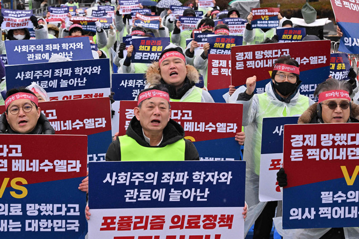 Duh! 8.800 Dokter Magang Korsel Mundur