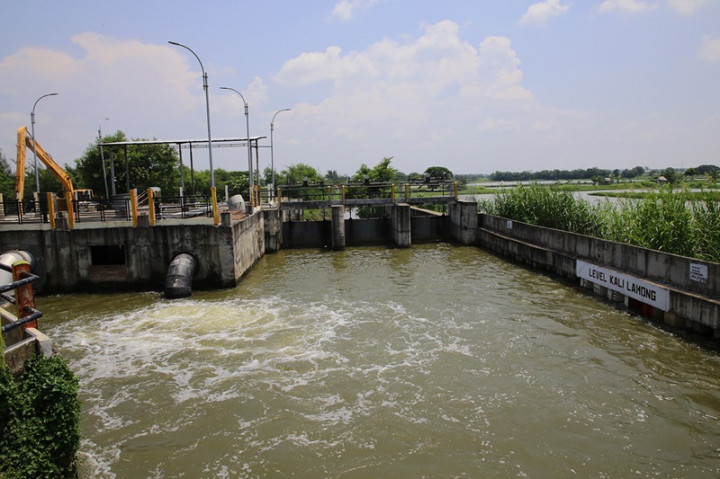 Surabaya Hadapi 245 Titik Banjir tiap Hujan Turun