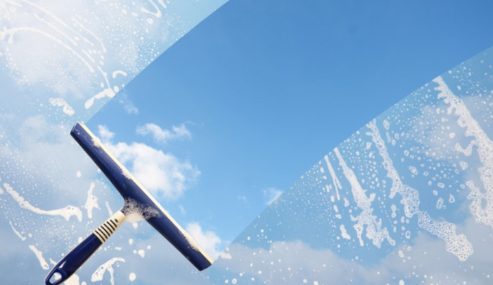 Cara Menghilangkan Noda Air pada Kaca