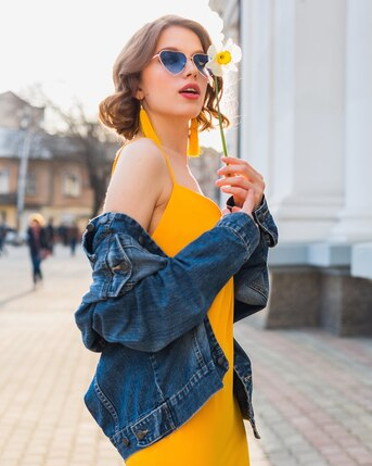 7 Kombinasi Warna Pakaian untuk Tampil Lebih Kece dan Stylish