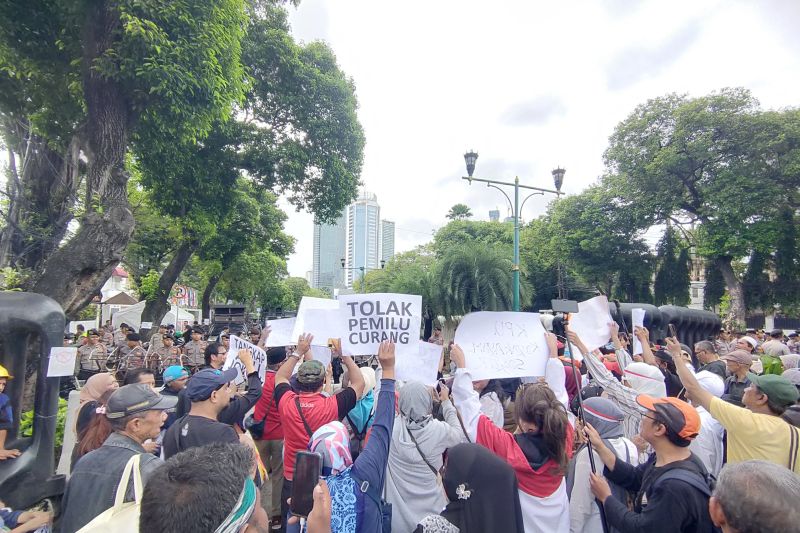 Pedemo Kecurangan Pemilu di Gedung KPU Diminta Tertib