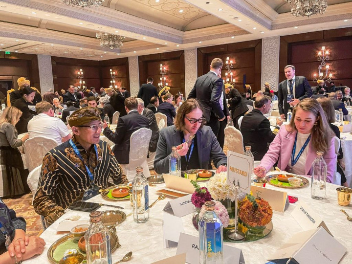 Hadir di Raisina Dialogue, Menparekraf Paparkan Pengembangan Pariwisata Indonesia yang Berkelanjutan