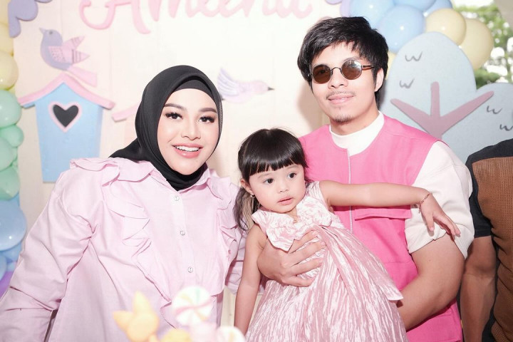 Atta Halilintar Jawab Cibiran Netizen Gegara Belikan Ameena Mobil