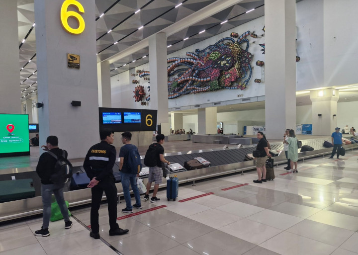 Bea Cukai Bandara Soetta Terapkan Double Xray di Terminal Internasional