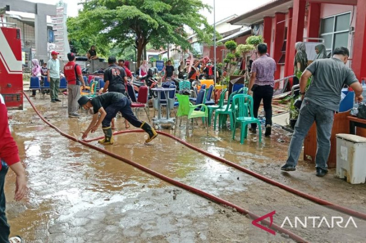 600 Kepala Keluarga di Lampung Selatan Terjebak Banjir