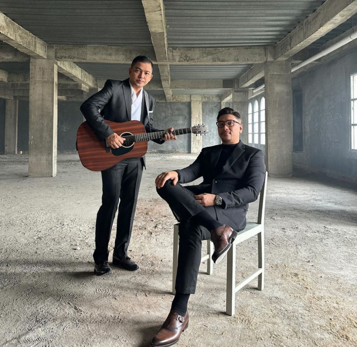 Rilis Lagu Bareng Sammy Simorangkir, Ade Govinda Terinspirasi Nasihat Fadly Padi