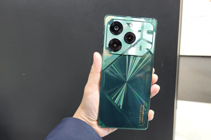 Tecno Luncurkan Pova 6 Pro 5G di MWC 2024