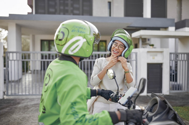 Pengemudi dan Penumpang Taksi <i>Online</i> Ini Dijamin Asuransi