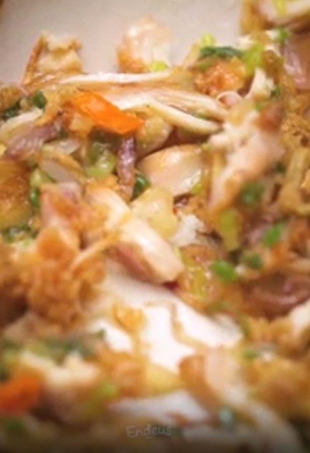 Simak cara buat ayam crispy cabai garam dari Endeus TV di bawah ini. (Foto: Dok. Endeus TV)
