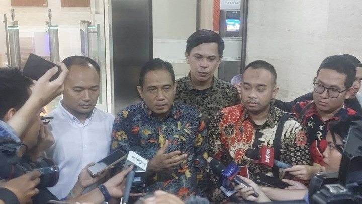 Pengacara Firli Bahuri Akan Laporkan Fahri Bachmid ke Dewan Etik Advokat