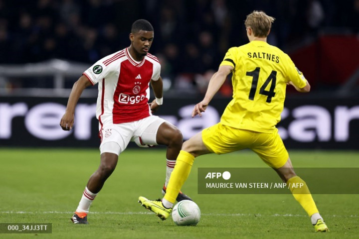 Lindungi Pemain dari Incaran Arsenal, Ajax Tawari Hato Kontrak Baru