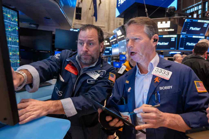 Wall Street Boncos di Tengah Harap-harap Cemas Investor Menanti Data Inflasi