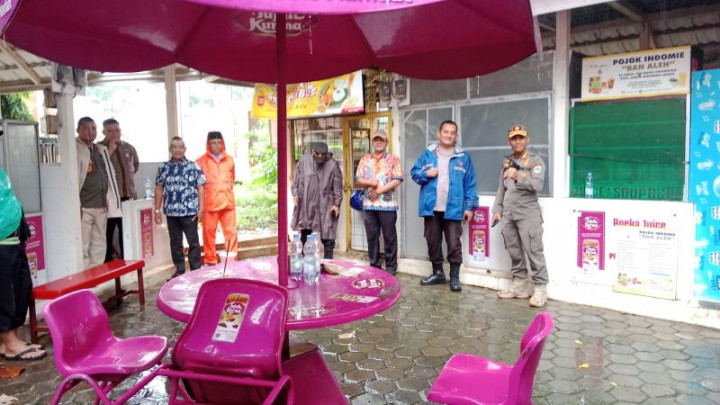 Lurah Menteng Pastikan Pedagang Masjid Sunda Kelapa Direlokasi Pekan Ini