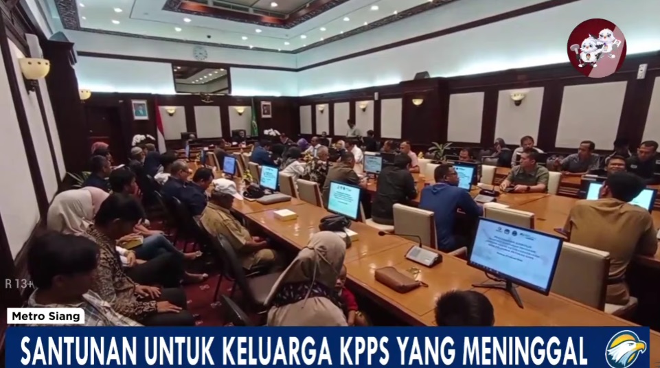Pemprov Jabar dan BJPS Ketenagakerjaan Serahkan Santunan untuk KPPS yang Meninggal