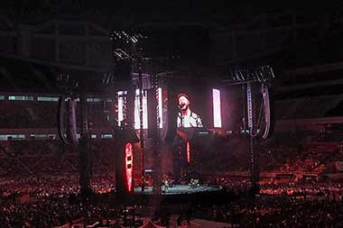 Buka Konser Ed Sheeran di Jakarta, Calum Scott: Menyala Abangku!