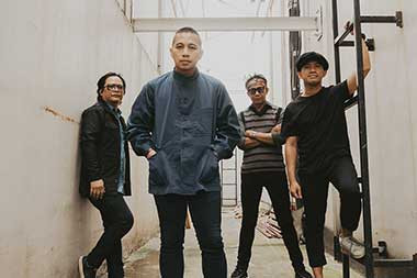 Jelang Album ke-8, The Rain Rilis Single Manis 