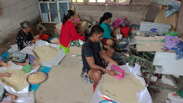 Bahan Baku Mahal, Harga Kue Kering Lebaran Naik