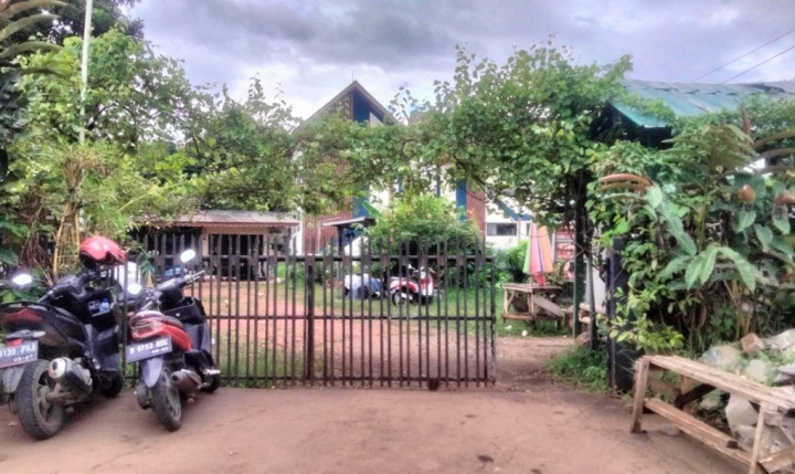 Penggerebakan Rumah Paranormal di Tangsel, Polisi Temukan Senpi dan Granat