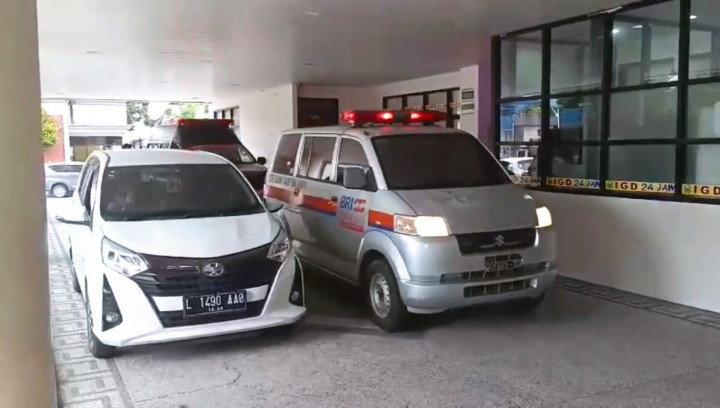 2 Korban Ledakan Mortir di Markas Brimob Polda Jatim Dibawa ke RS Bhayangkara