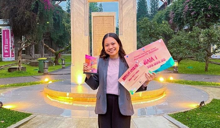 Mahasiswa Farmasi UPH Sabet 3 Gelar Nasional-Internasional Kompetisi PCC