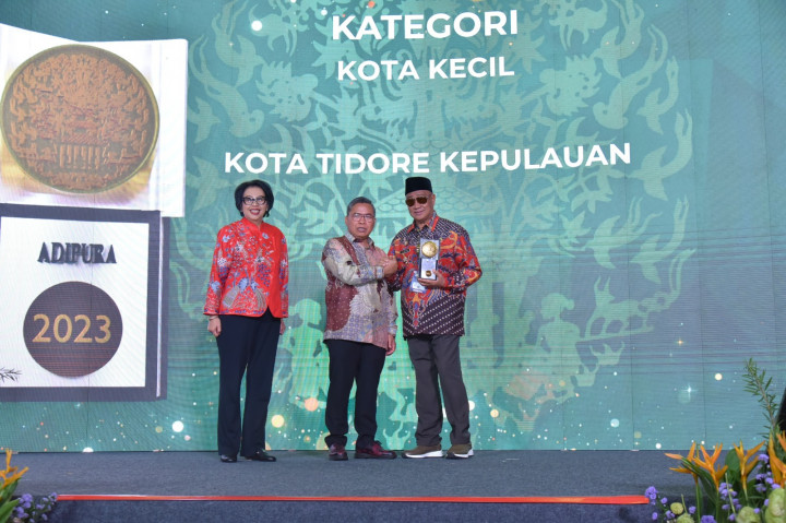 Tidore Kepulauan Kembali Sabet Penghargaan Adipura